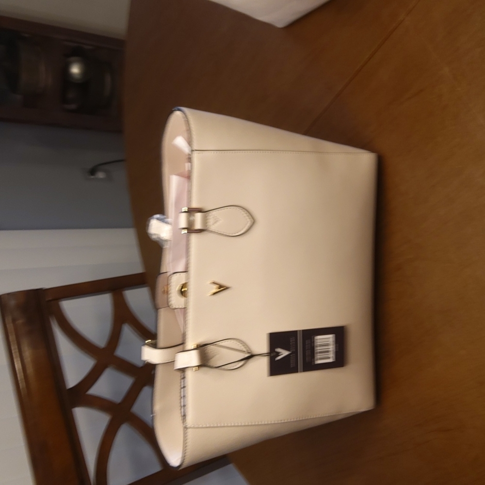 Handbag - Picture 2 of 4
